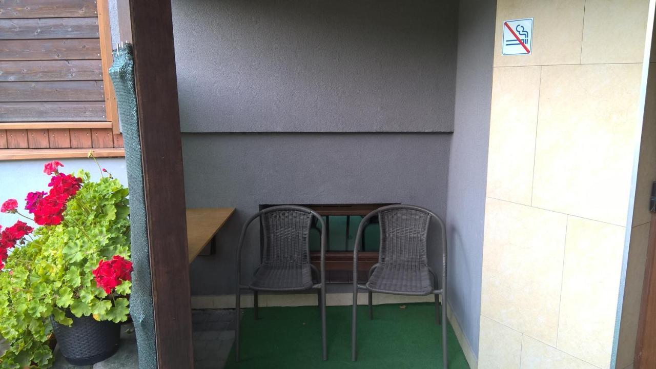 Pokoje Goscinne Jaga Kielce Exterior foto